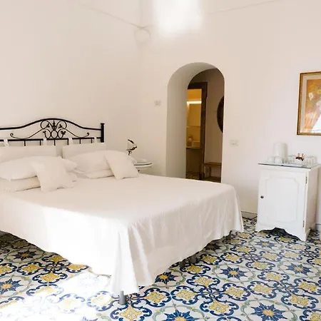 Principe Giovanni 4*